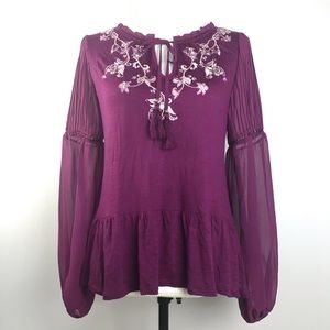 White House Black Market Top Size S Long Sleeve